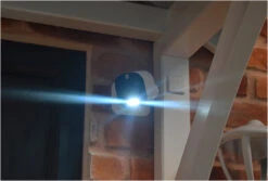 Yale All-in-One HD 1080p Outdoor Wi-Fi Security Camera -Home Security Anti-Theft Supplies Store 103061