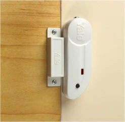 Yale HSA-6610 Smart App Alarm Kit -Home Security Anti-Theft Supplies Store 104027