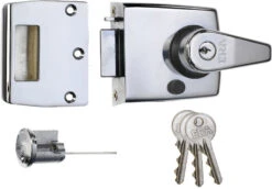 ERA 193 - Auto Deadlocking Night Latch (60mm, Chrome)