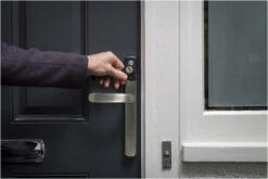 Yale Conexis L2 Smart Door Lock - Satin Nickel -Home Security Anti-Theft Supplies Store 152333