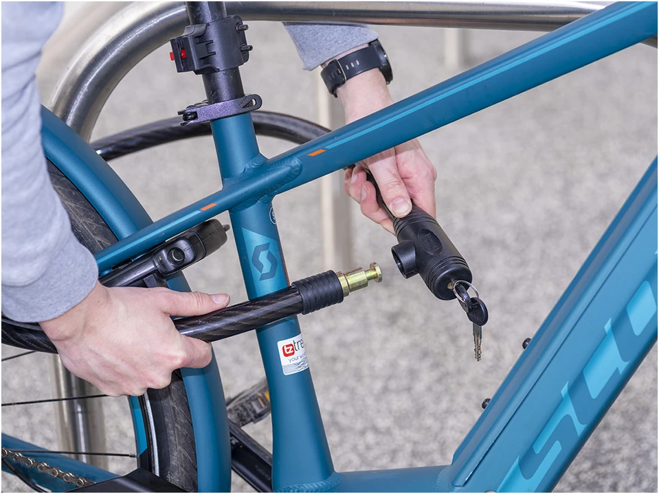 Burg Wachter 570 Heavy Duty Cable Bike Lock (1.2m) 10 Burg Wachter 570 Heavy Duty Cable Bike Lock (1.2m) - Image 8