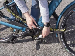 Burg Wachter Sold Secure Gold Chain & U Lock Security Kit (2.0m) -Home Security Anti-Theft Supplies Store 154227