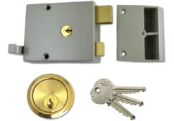 Union 1332 - Double Throw Drawback Night Latch (60mm, Champagne)