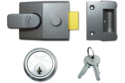 Asec AS19 - Deadlocking Night Latch (60mm, Brass) -Home Security Anti-Theft Supplies Store 76438