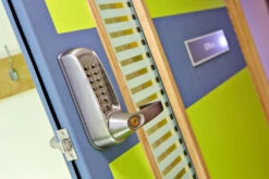 Codelocks CL610 - Key Override (Stainless Steel) -Home Security Anti-Theft Supplies Store 77064